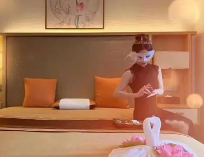 我在济南体验了下高端男士按摩spa会馆，私人会所花样超多